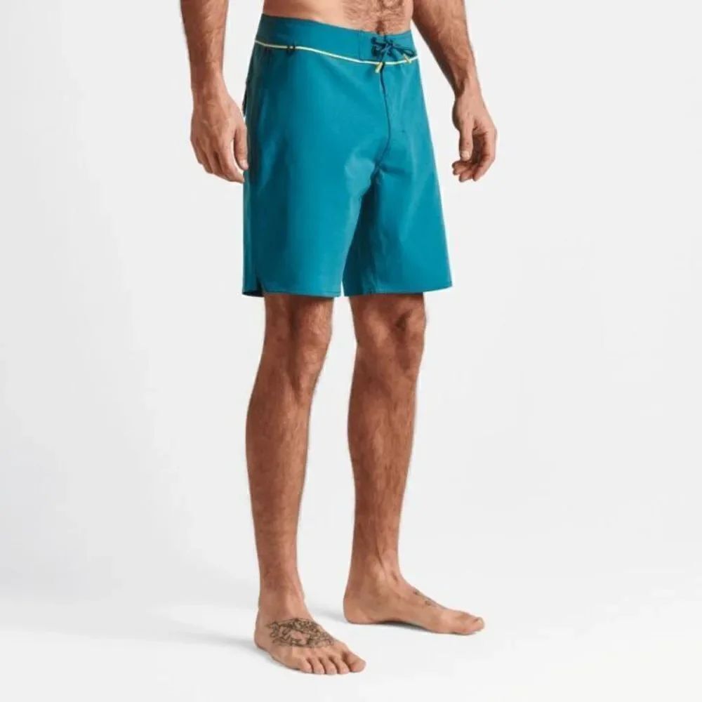 Roark Passage Boardshorts 17 Panel Moorea Hydro Blue 38